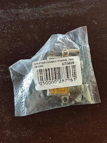 SPLITTER P/CABLE COAXIAL 2SAL HK1253