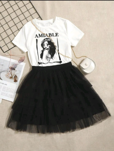 CJ FALDA TULL NEGRO CAMISETA AMABLE