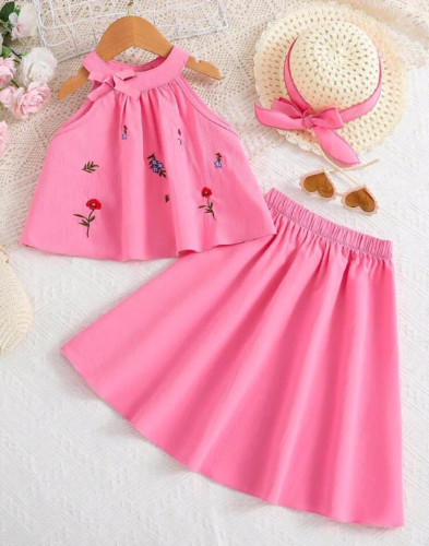 CJ FALDA Y BLUSA FUSCIA ROSAS BORDADOS -SOMBRERO