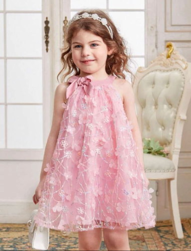 VESTIDO BORDADO CON MARIPOSAS PIEDRAS