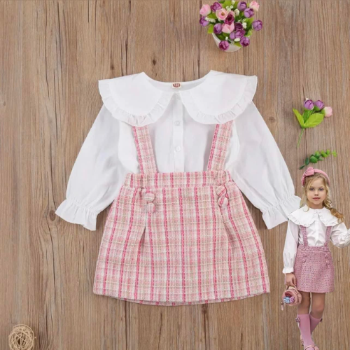 JARDINERA FALDA ROSA CUADROS/CAMISA BLANCA ELEGANTE