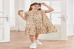 VESTIDO BATOLA ANIMALES BEIGE Y VERDE