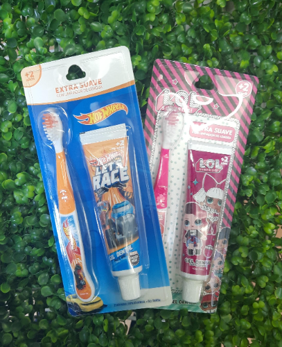 Pack cepillo + pasta dental niños