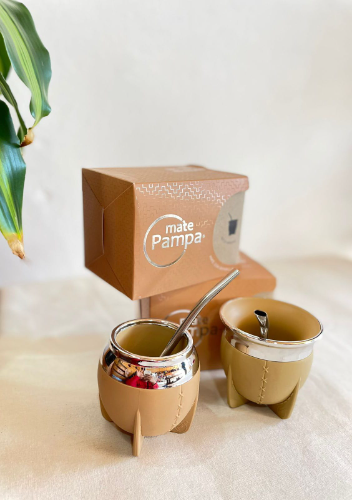 Mate pampa con bombilla