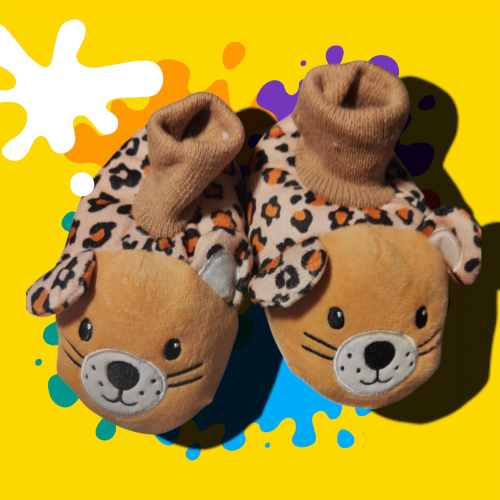 BABY PANTUFLAS PARA BEBE ESTILO LEOPARDO TALLA 22