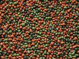 Alimento peces granulado de colores x 20 gr