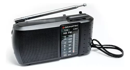 Radio Analóloga Am/fm Tipo Pocket A Pila Portátil Daihatsu Color Negro