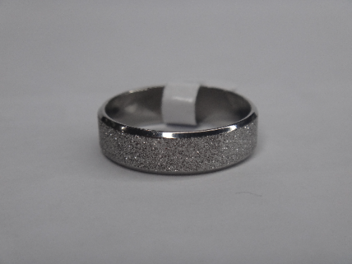 ANILLO EN ACERO ARO DE MATRIMONIO PLANO ESCARCHADO 5.5X1MM ANA000133