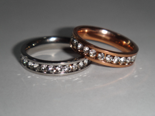 ANILLO DE ACERO AROS DE MATRIMONIO DELGADO CON CIRCON 3X1MM ANA000150