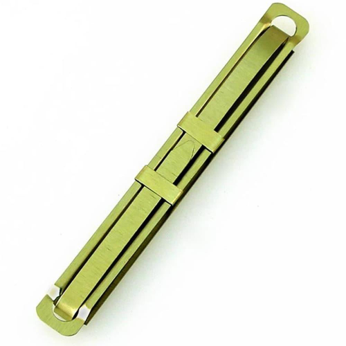 Fastener metálico