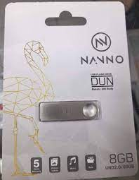 USB Nano y Black 8g