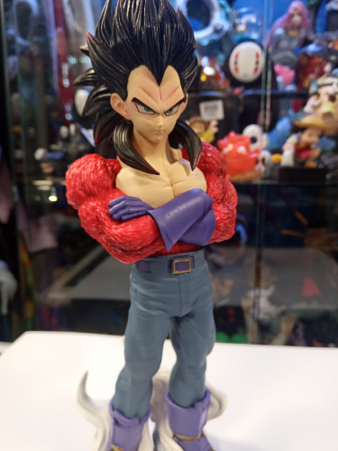 VEGETA SSJ4
