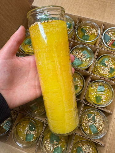V.100 Amarillo
