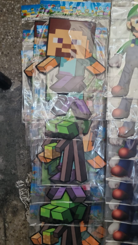 FIGURA DE FOMY MAY KRAF