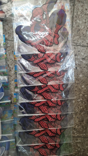 FIGURA DE FOMY HOMBRE ARAÑA