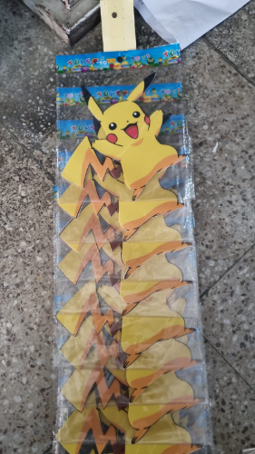 FIGURA DE FOMY PICACHU