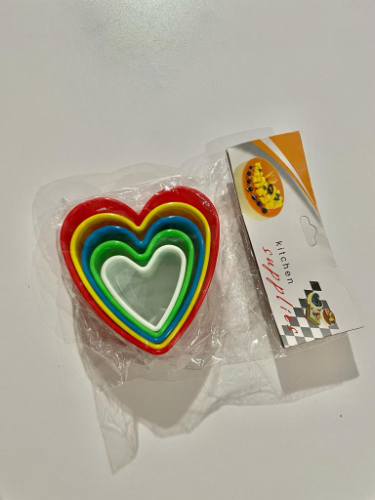 Set x 5 cortantes galletitas corazón Plástico
