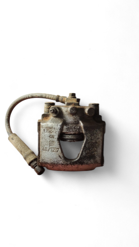 caliper derecho Opel astra 1994