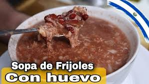 SPA DE FRIJOLES HUEVO Y CREMA