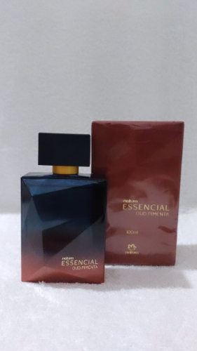 Essencial Oud Pimienta másculino 100ml