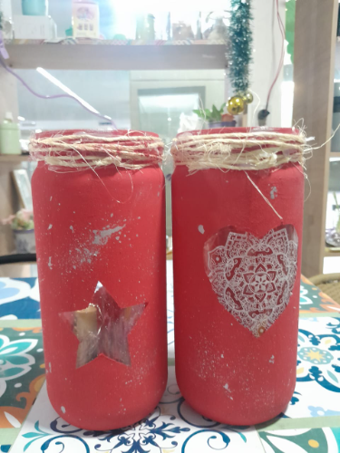 1084F floreros navideños rojos