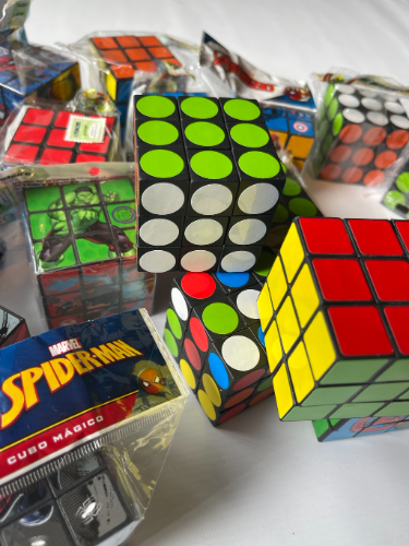 137F CUBO RUBIK FROZEN HANA
