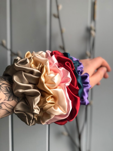 SCRUNCHIE SATIN