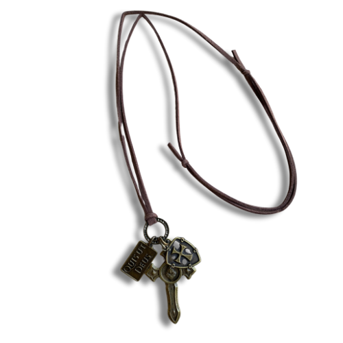 COLLAR DE CUERO SAN MIGUEL CON ESPADA Y ESCUDO 647
