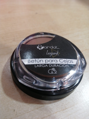betun de cejas bardot legend cafe ole