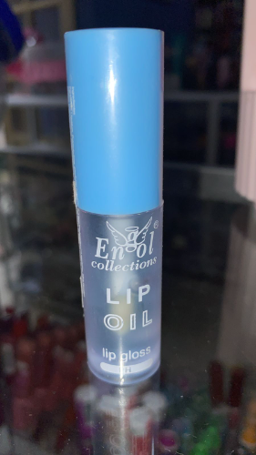lip oil engol