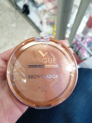 bronceador en polvo de vogue tono bronceado
