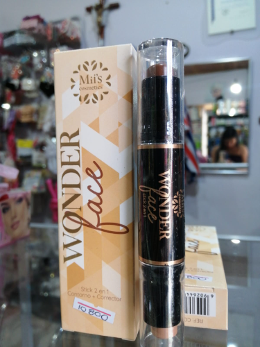 corrector y contorno doble miss