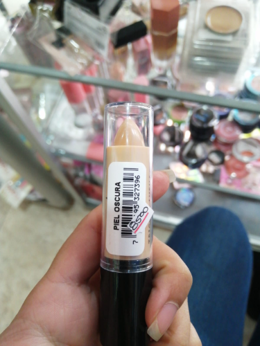 corrector piel oscura raquel barra