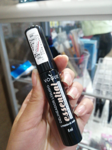 delineador liquido essential vogue