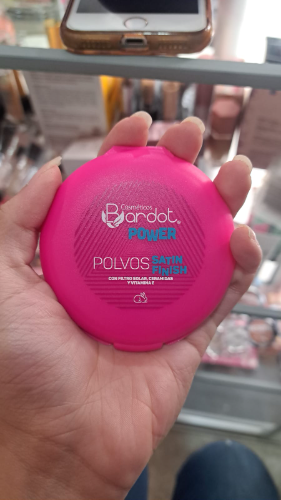 polvos bardot power  fuccias