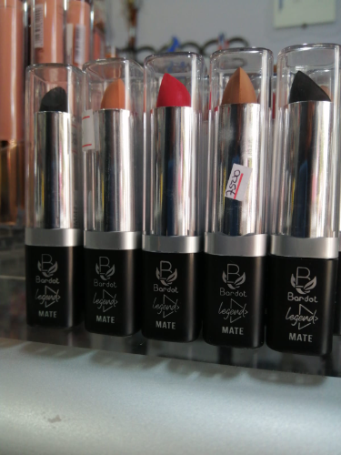 labial bardot mate