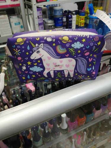 cosmetiquera de unicornio