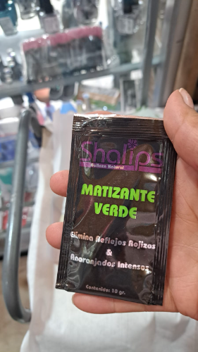 matizante verde shalips sobre