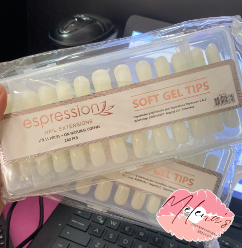 caja soft gel tips