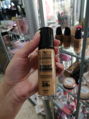 base miel vogue resist 24h