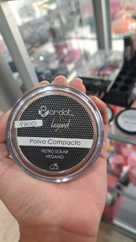 polvos compactos bardot  moreno