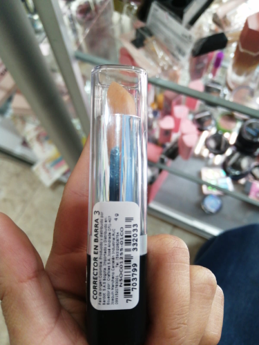 corrector en barra bardot 3