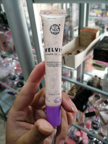 primer de ojos velvet