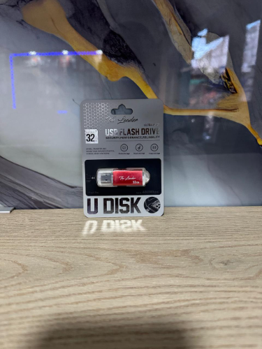 USB THE LEADER 32GB