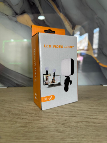 LED PORTATIL M-88