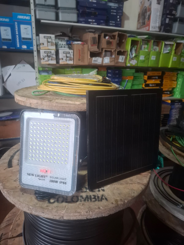 reflector 200 solar