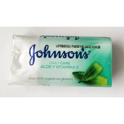 JOHNSON´S  Aloe y vitamina E